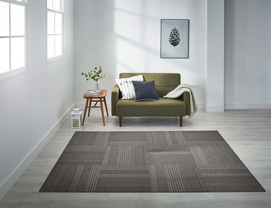 カラー:ブラウン(BR)