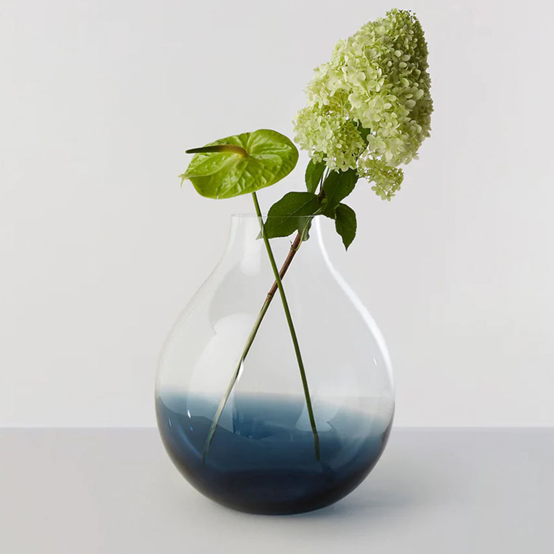 Flower vase No.24 Smoked grey