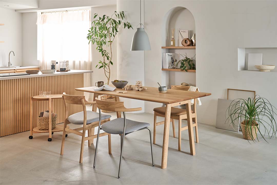 SOUP DINING TABLE A-LEG