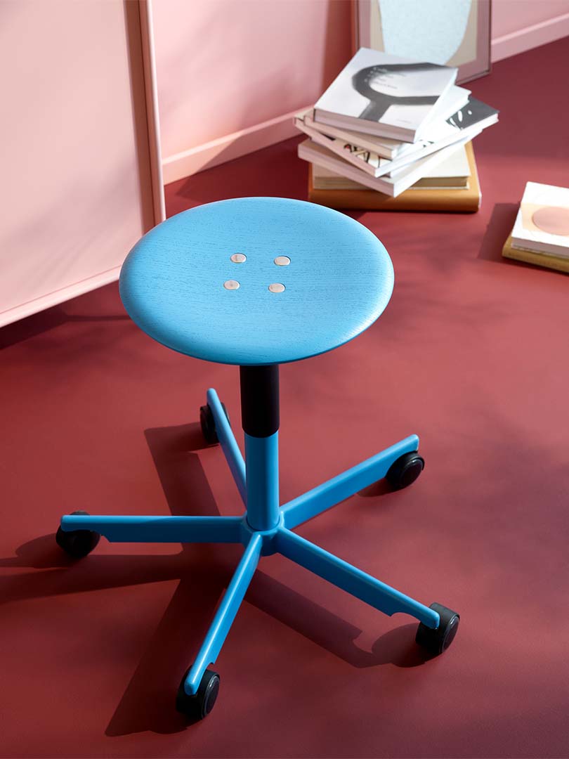 Kevi Stool E2532 05 ブラックシェル