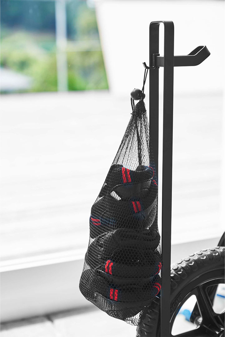 ペダルなし自転車＆ヘルメットスタンド タワー ブラック