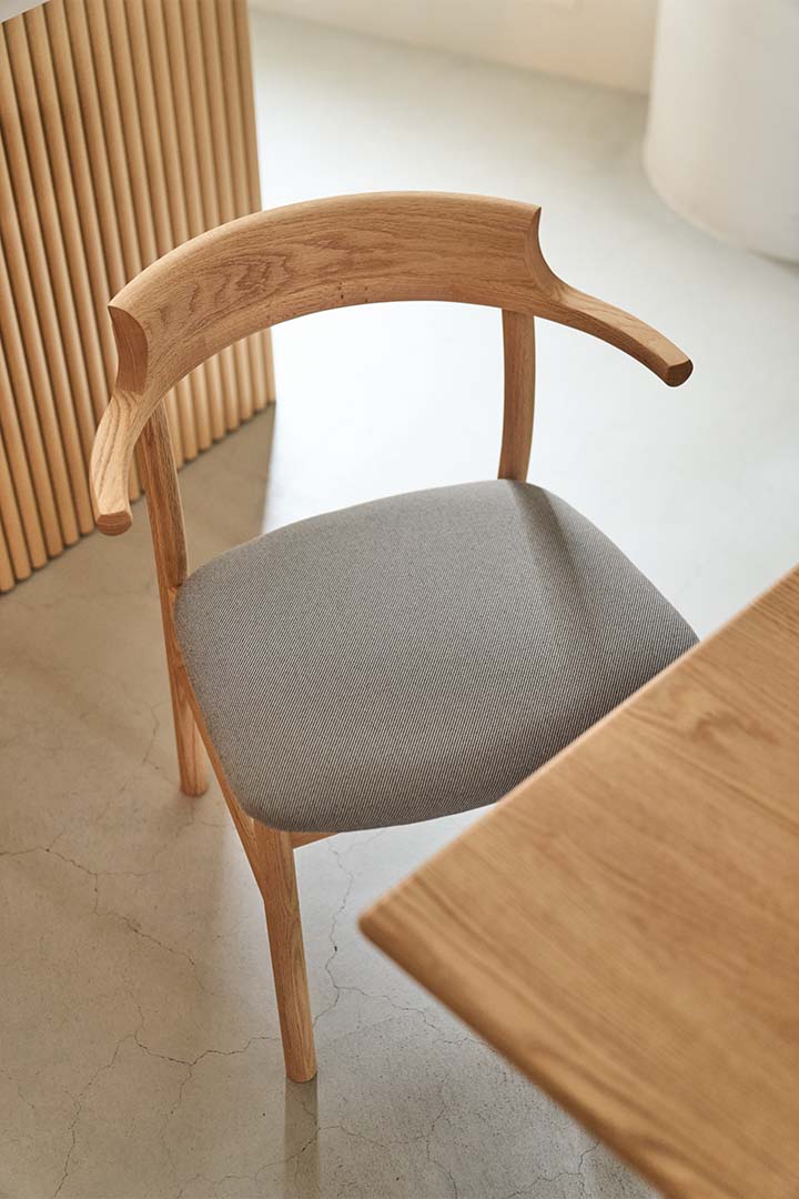 野村不動産インテリアセレクション | SOUP DINING CHAIR TYPE C