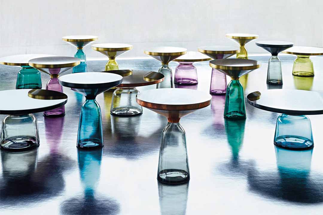 BELL COFFEE TABLE(脚カラー:サファイアブルー) ブラック