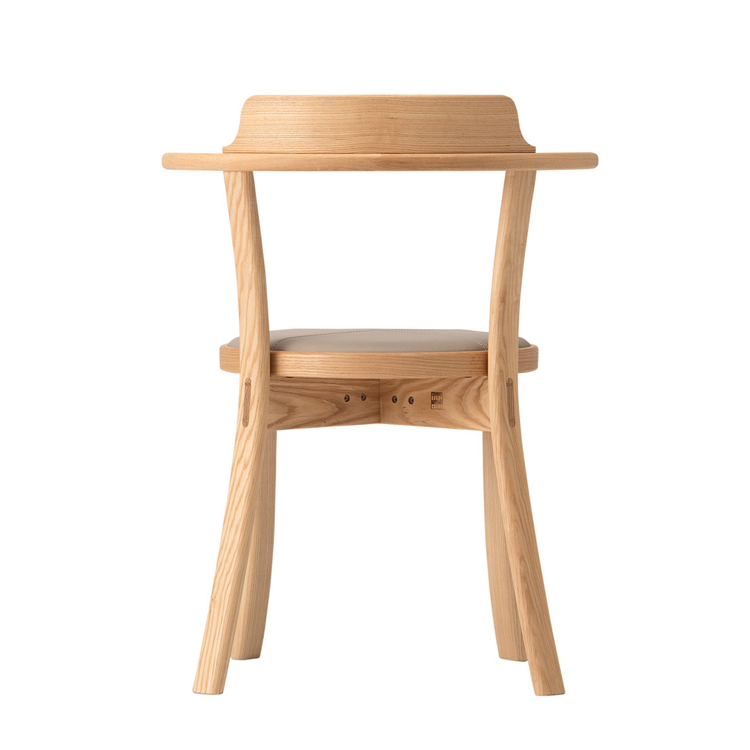 ルントオム チェアー(座張)