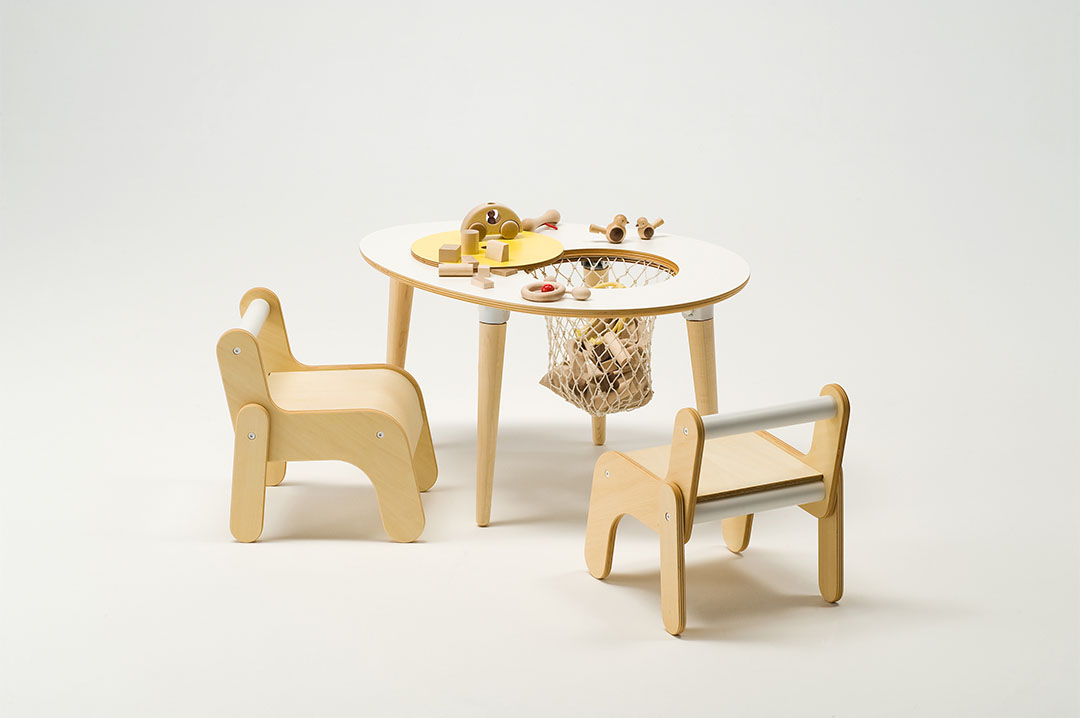 タマゴテーブル メープル