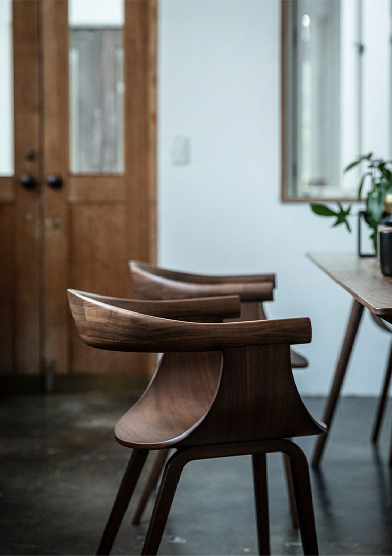 Nagi アームチェア（脚カラー：ウォールナット） ウォールナット