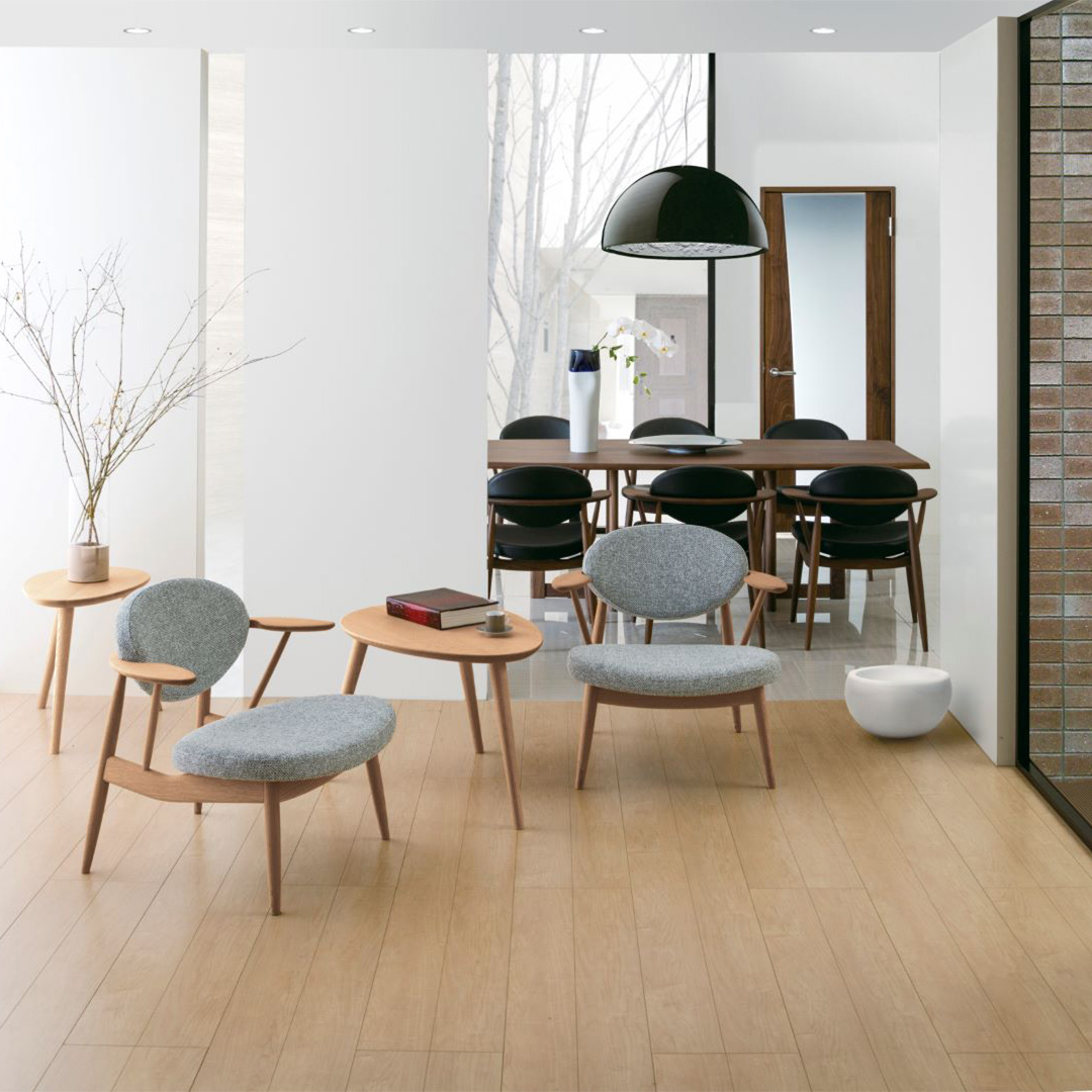 ボスイージーチェア（脚カラー：ウォールナットWP） レザーZ013 ブラック