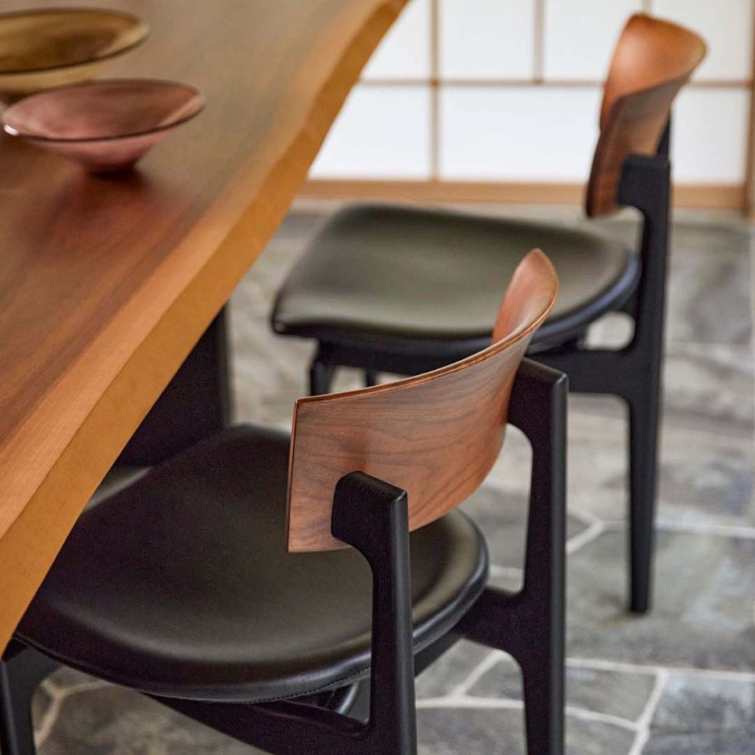 シックサイドチェア ウォールナットWP/オークBP