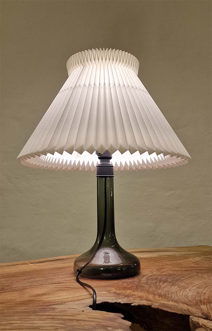 CLASSIC テーブルランプ モデル343 スモーク