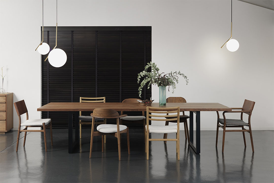 YU UC2-B ダイニングチェア(脚カラー:ウォールナット) RANK1 UP(ブラック)