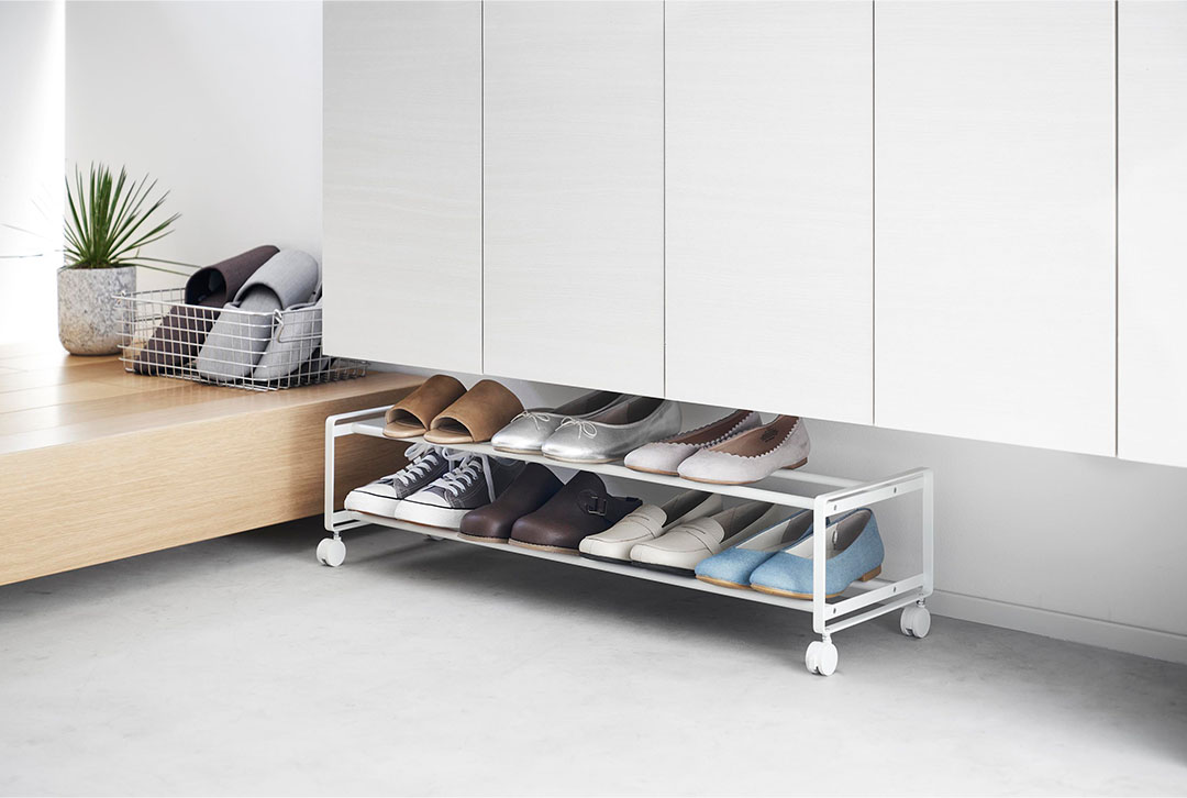 引き出せるキャスター付きシューズラック タワー 2段 ブラック