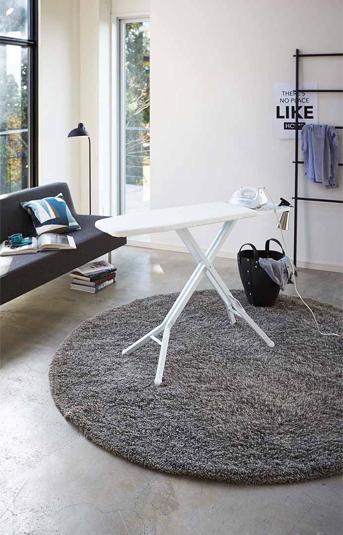 スタンド式アイロン台 タワー ホワイト