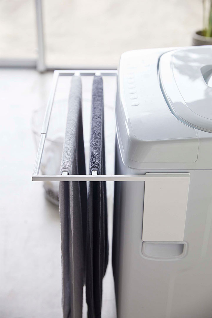 マグネット伸縮洗濯機バスタオルハンガー タワー ホワイト