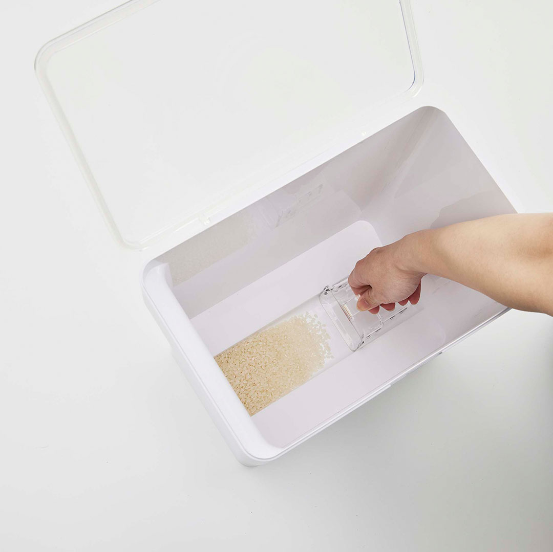 密閉米びつ タワー 10kg 計量カップ付 ホワイト