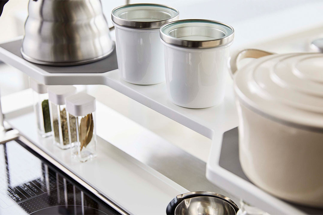 コンロ奥ラック プレート 排気口カバー付き 60cmコンロ用 ホワイト