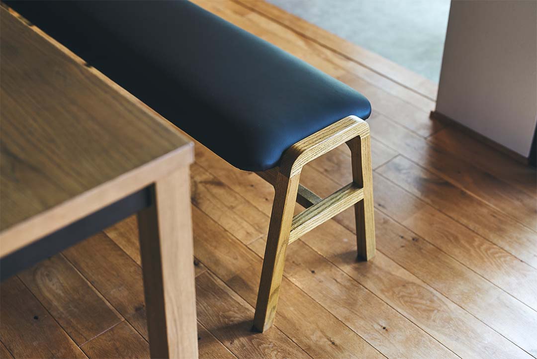 Stam dining bench Msize ブラック