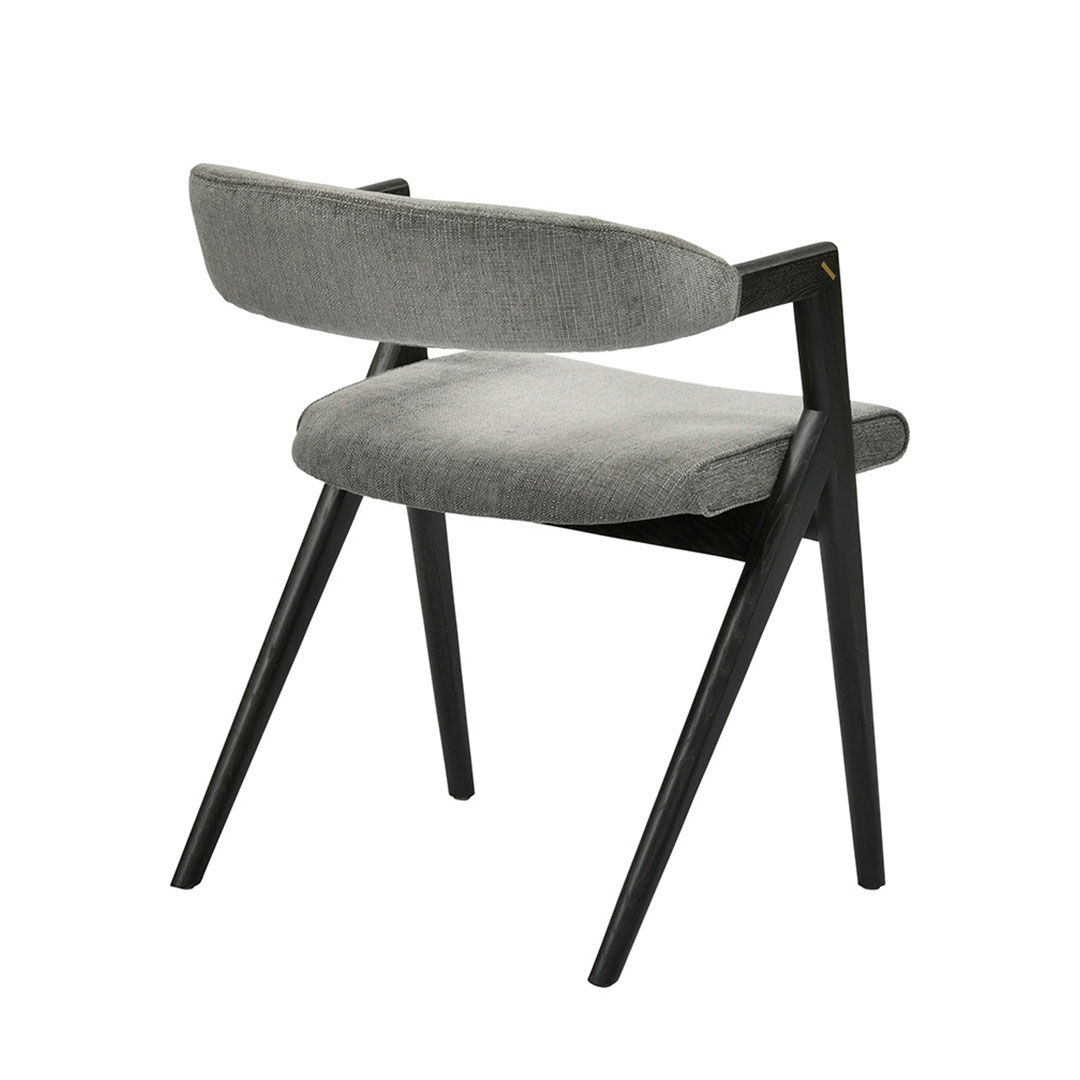 LANNA CHAIR (脚カラー:エボナイズドオーク) エボナイズドオーク / グレーファブリック