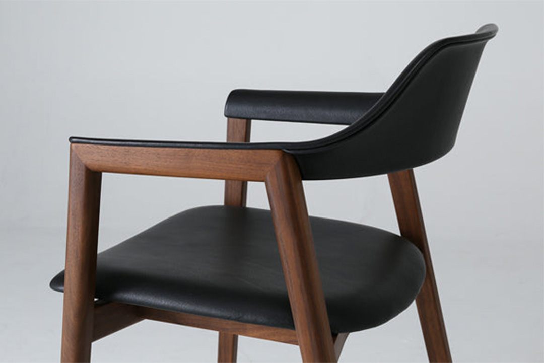 テン ダイニング(21) アームチェアーUB(座張)