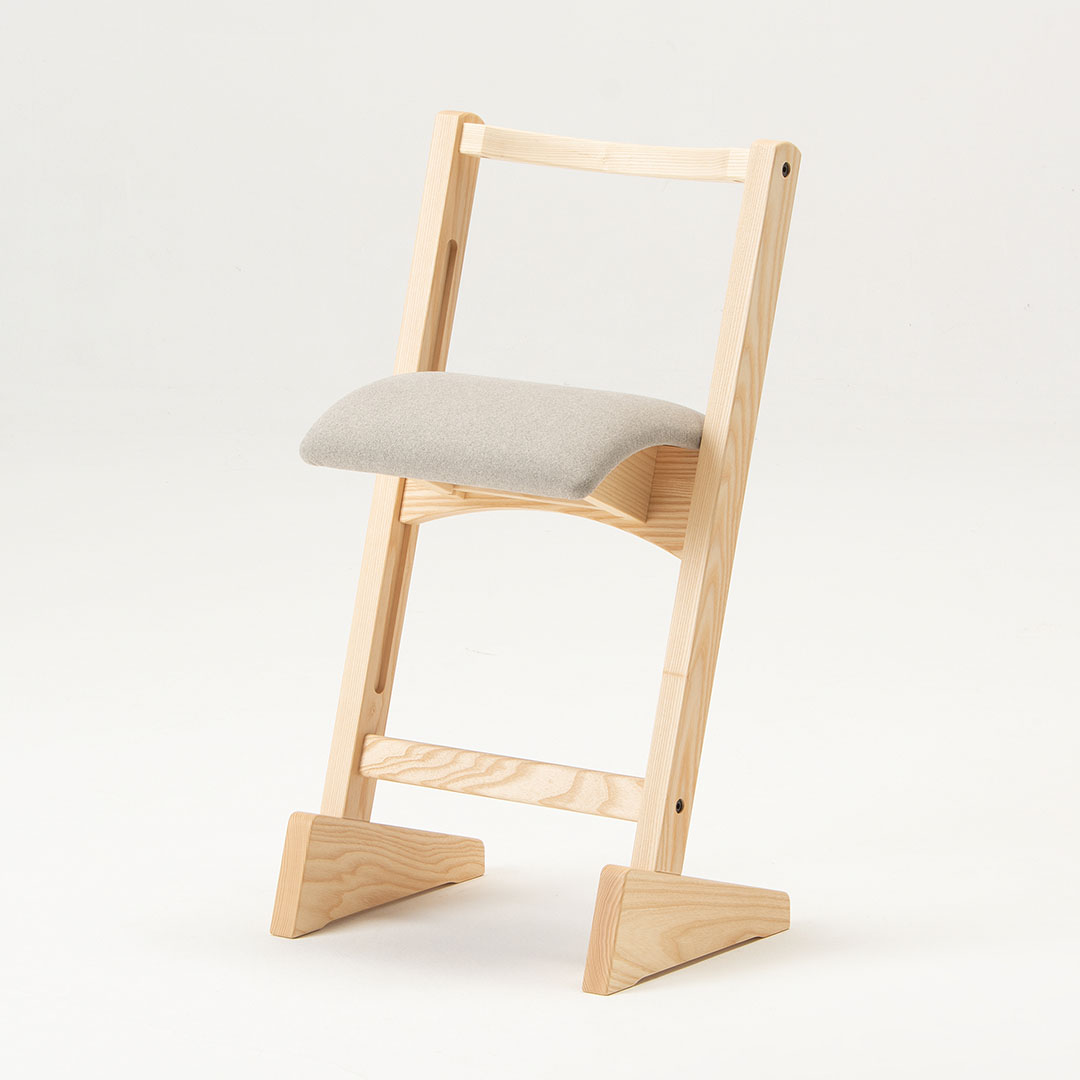 カラー:ラムースLGY