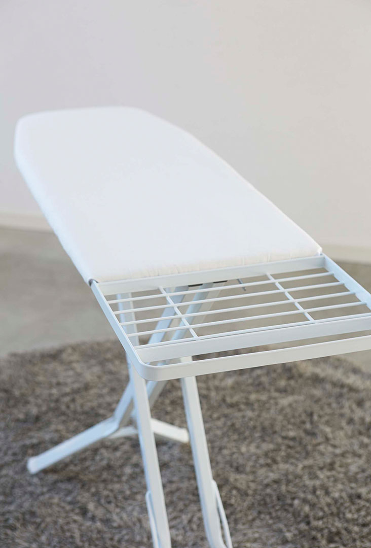 スタンド式アイロン台 タワー ホワイト