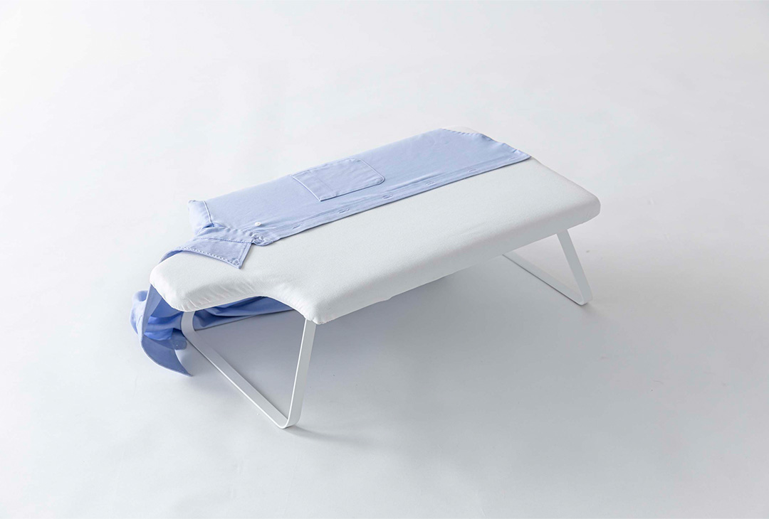 人体型スチールメッシュアイロン台 タワー ホワイト