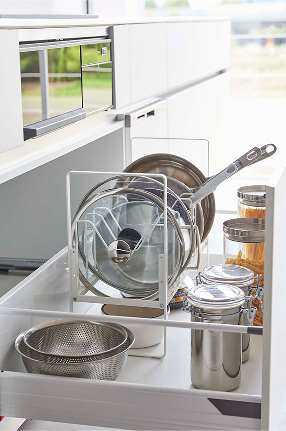 シンク下高さ調整鍋蓋&フライパン収納ラック 2段 タワー ホワイト