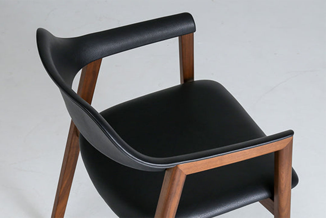 テン ダイニング(21) アームチェアーUB(座張)