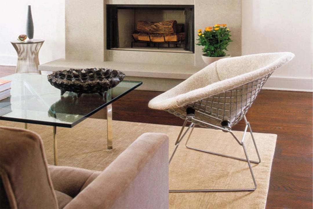 LOUNGE SEATING ダイヤモンドアｰムチェア フルカバｰ（脚カラｰ：ブラック） トーナス4_130