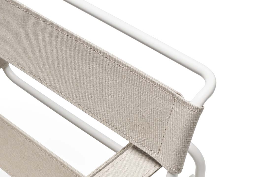 WASSILY LOUNGE CHAIR MATTE FRAME(脚カラー:ホワイト・ウルトラマット) カウハイドホワイトベージュ