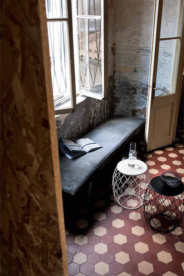 Pina Low Table(屋外使用可) ホワイト