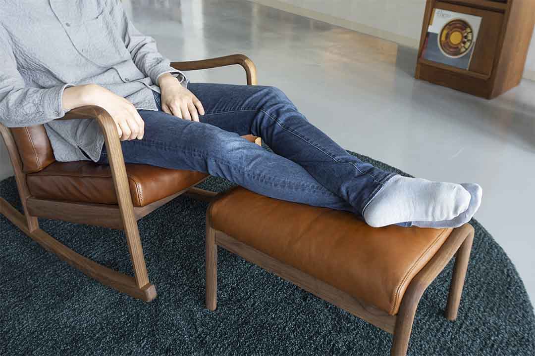 ブループリントスツール&オットマン(脚カラー:ウォールナット) RANK8 PATINA(ダークブラウン)