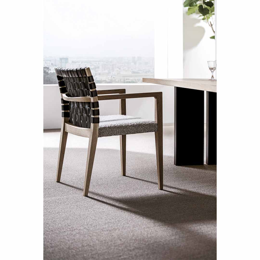 KLINT ArmChair（脚カラー：ウォールナットNL） R-1008