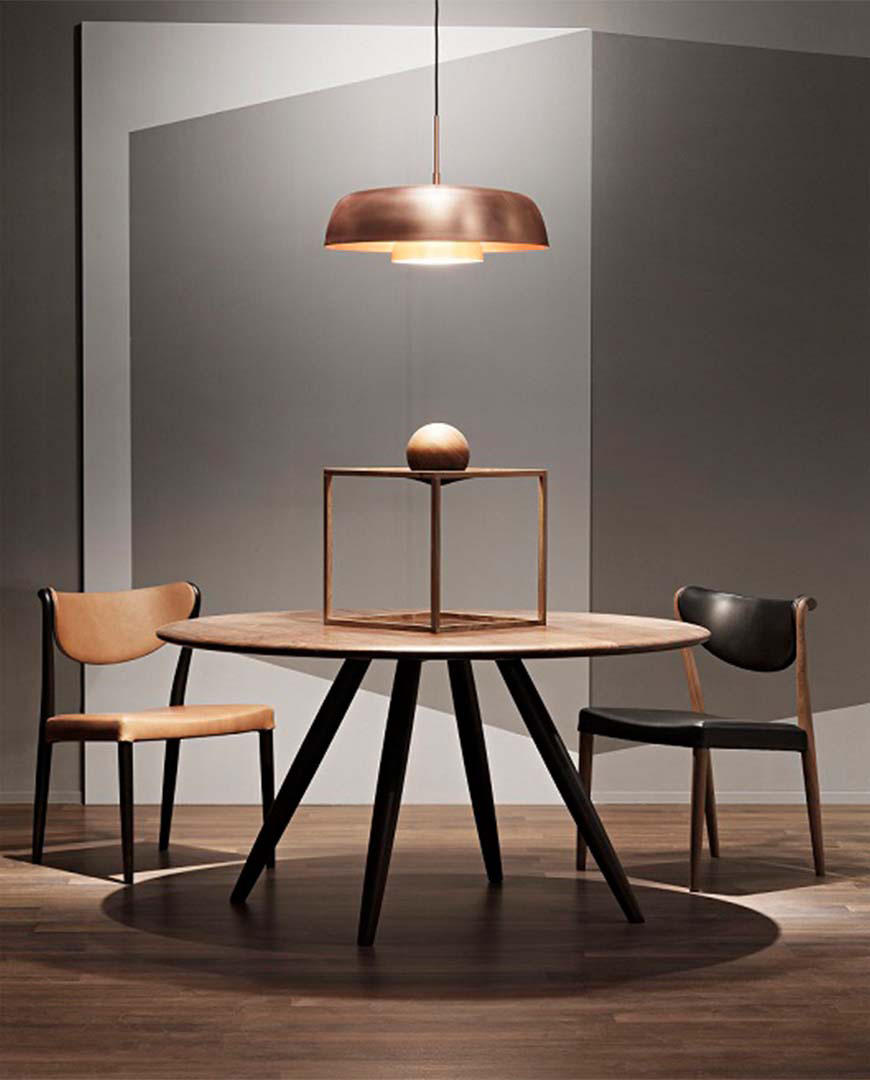 MARCEL CHAIR（脚カラー：ウォールナット） LE-8010 ブラック