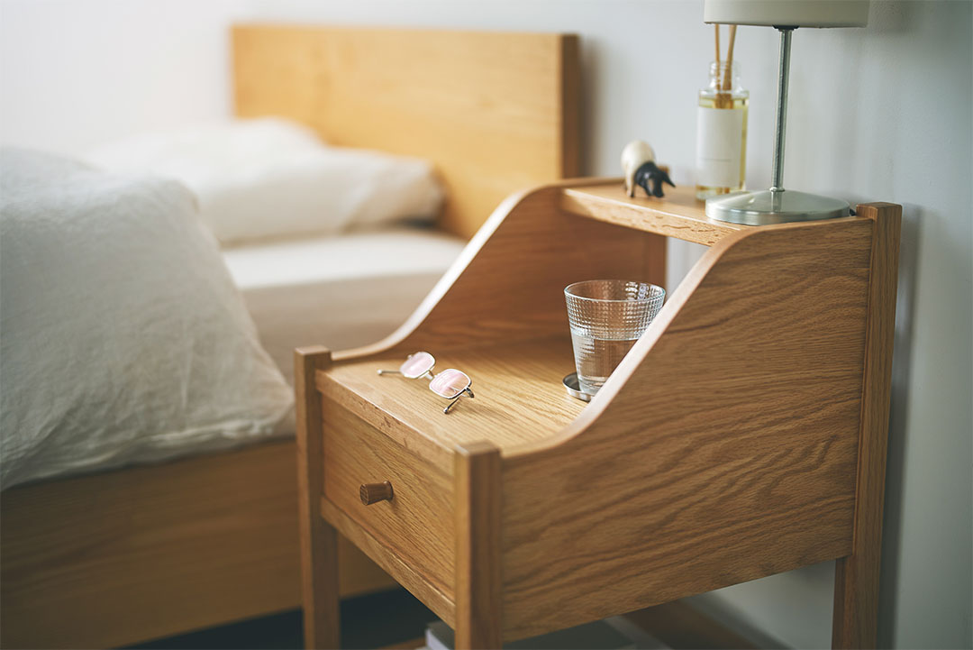 Slope Night Table ナチュラル