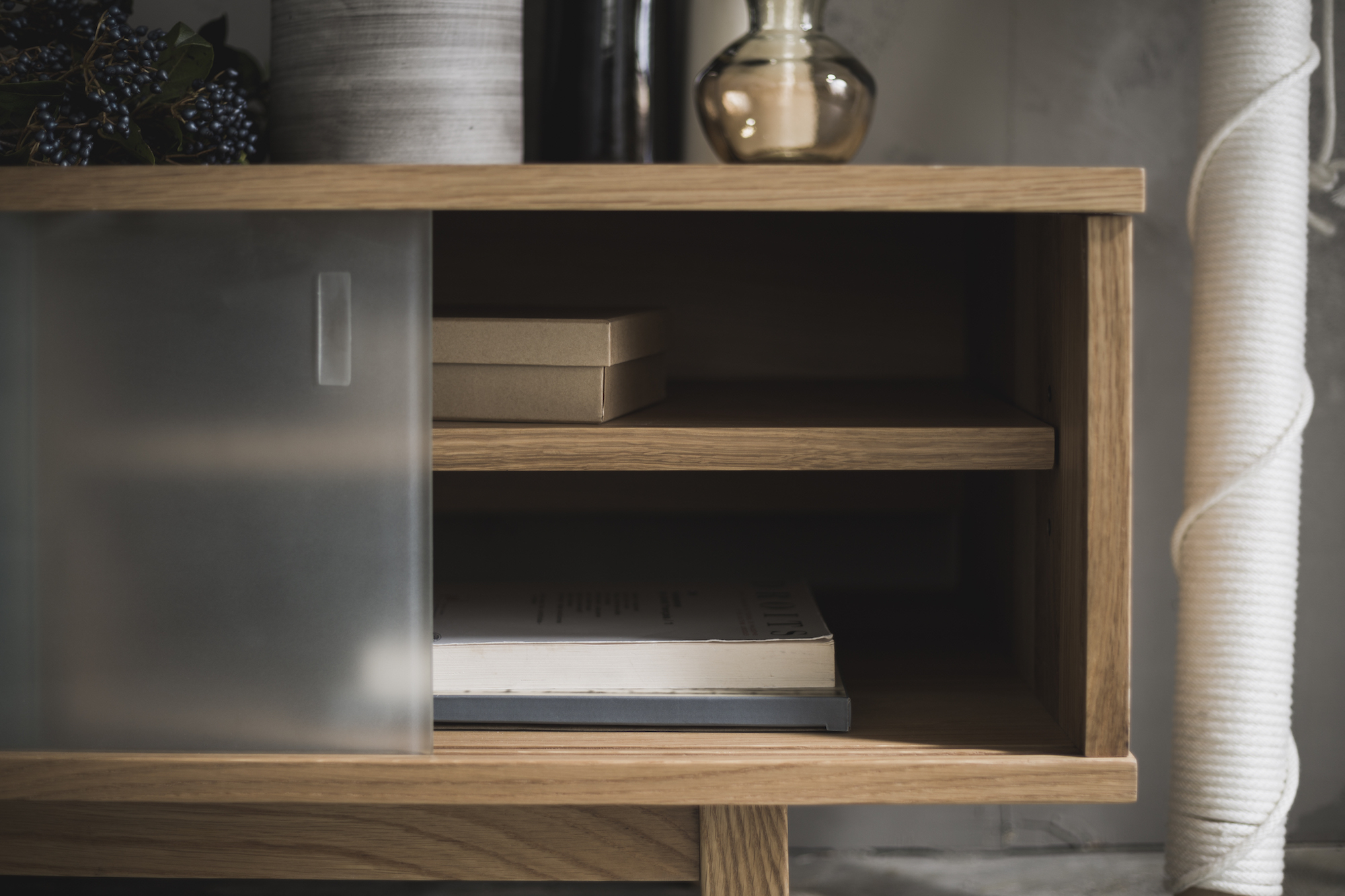 shuts low board ナチュラル