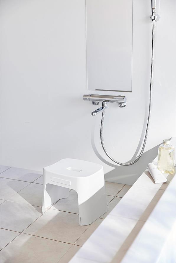 洗いやすいマグネット風呂イス タワー SH26 ホワイト