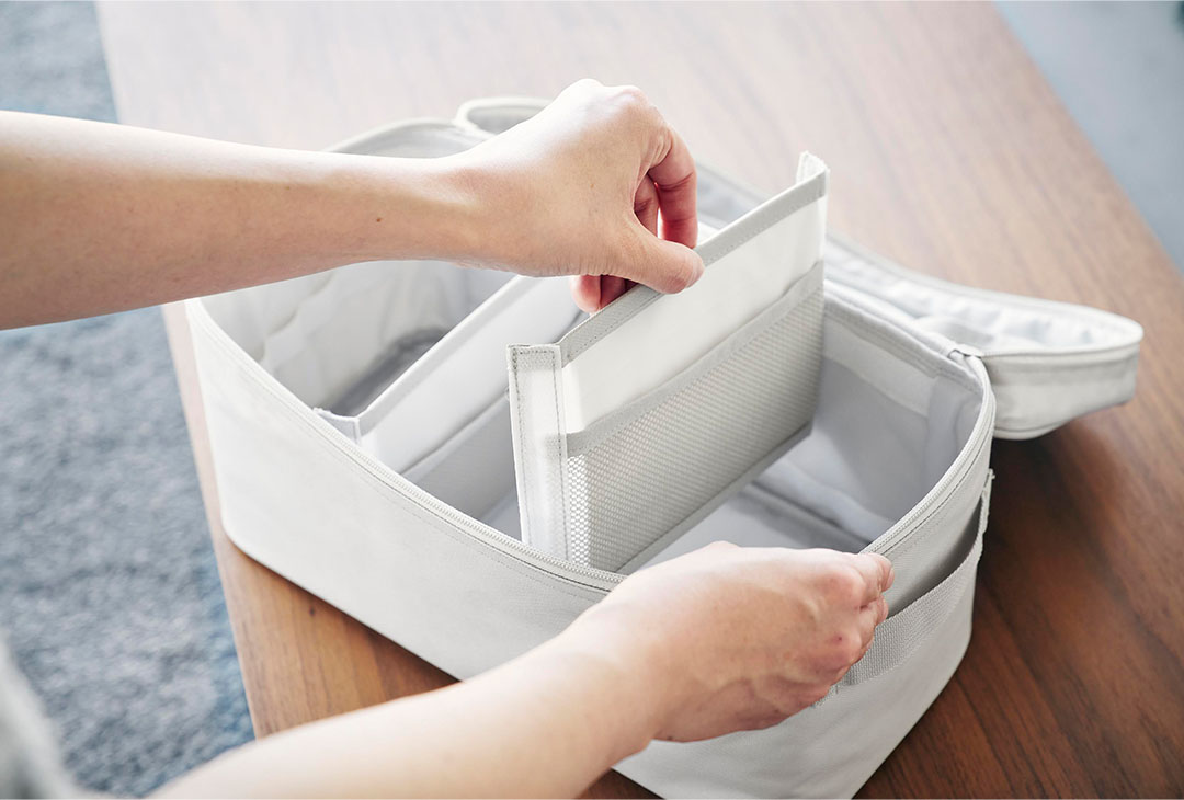 救急バッグ タワー 仕切り付き ライトグレー