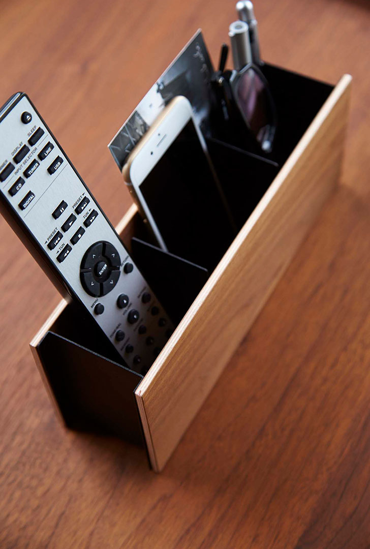 ペン＆リモコンラック リン ブラウン