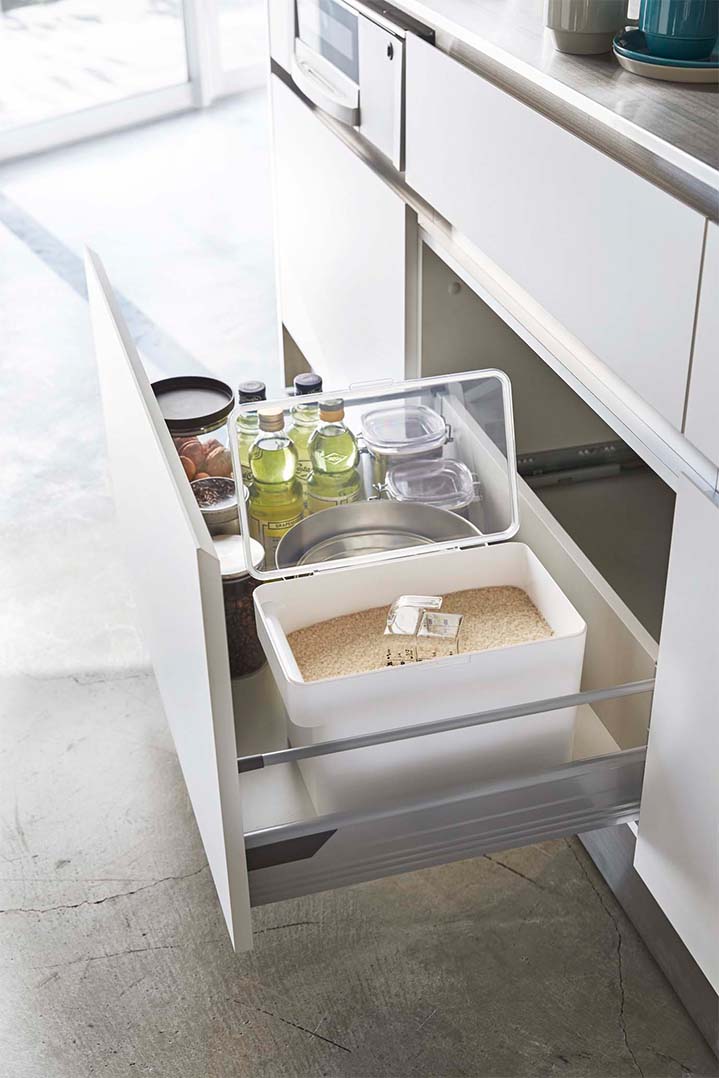 密閉 シンク下米びつ タワー 5kg 計量カップ付 ホワイト