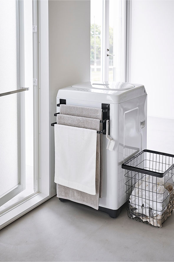 洗濯機前マグネットタオルハンガー タワー 3連 ホワイト