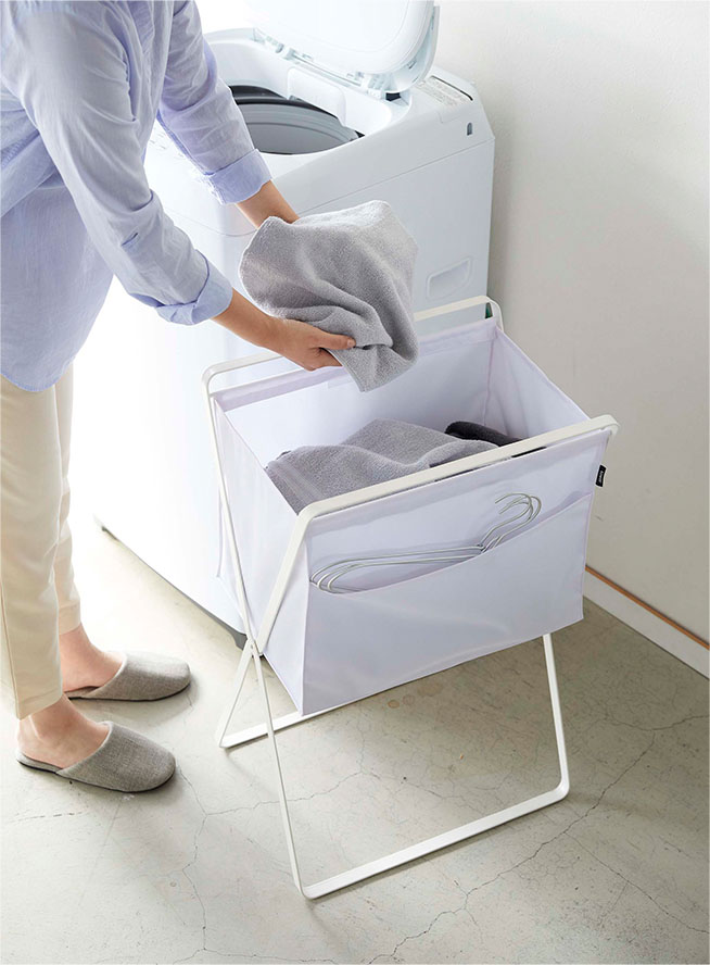 折り畳み高床式ランドリーバスケット タワー ホワイト