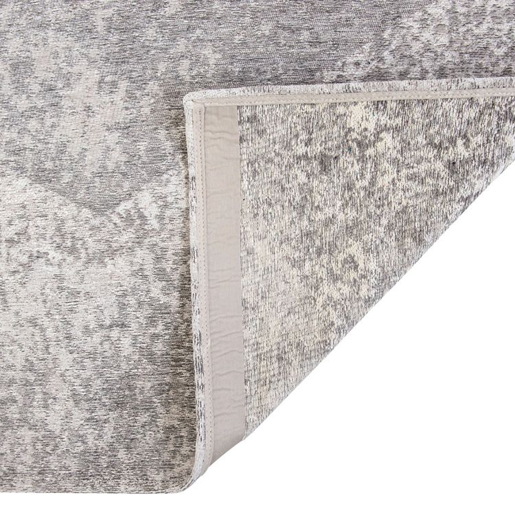 カラー:ロウトパーズ