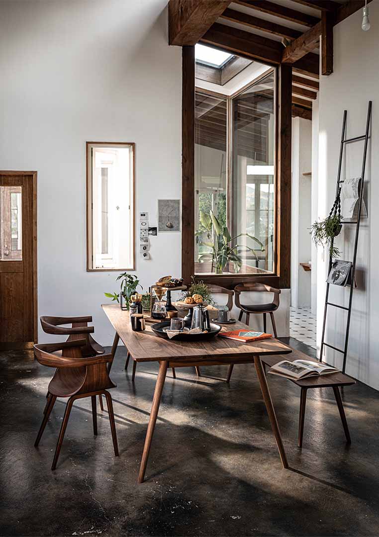 Nagi アームチェア（脚カラー：ウォールナット） ウォールナット