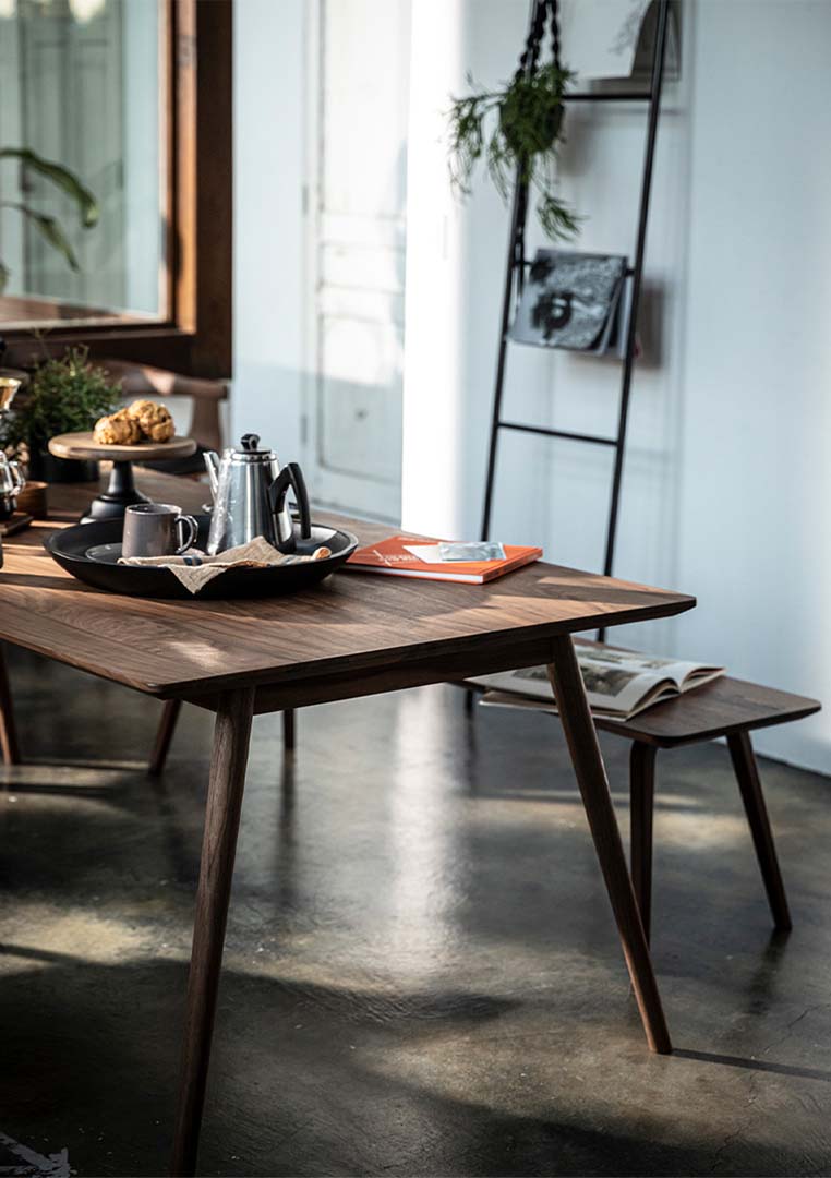 Nagi ダイニングテーブル W1650 ウォールナット