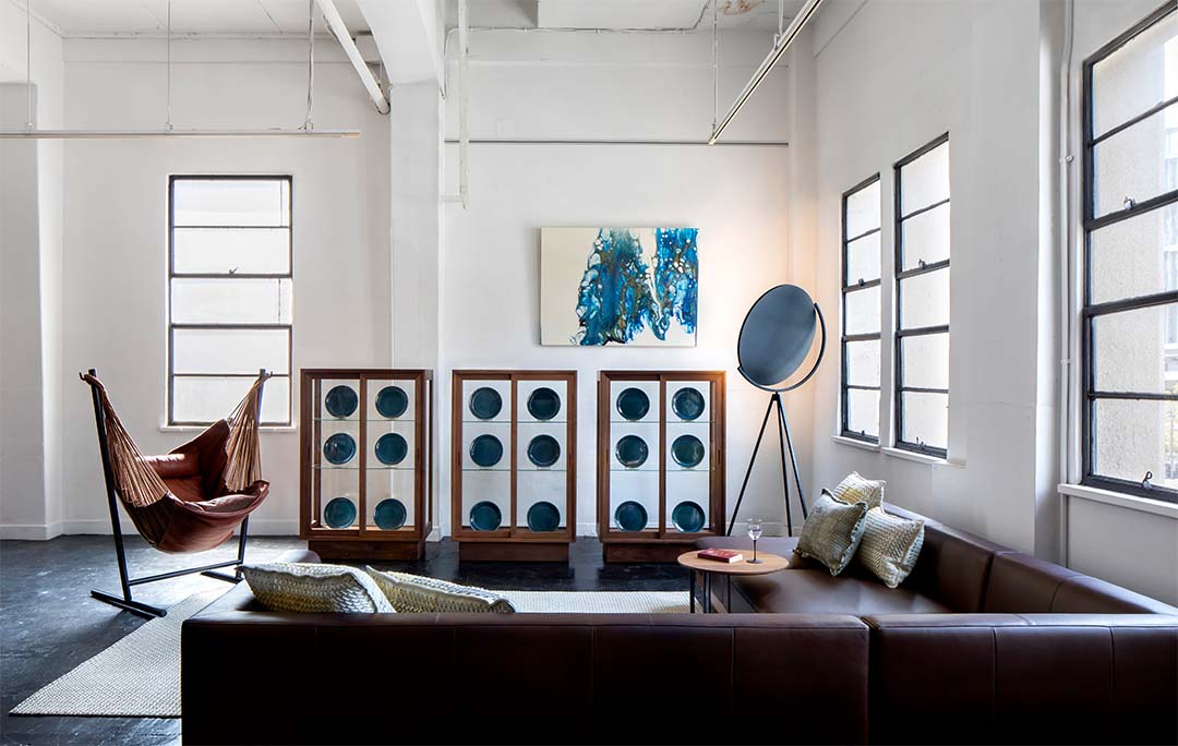 コンフォルタ レザー ハンモックチェア アイボリー