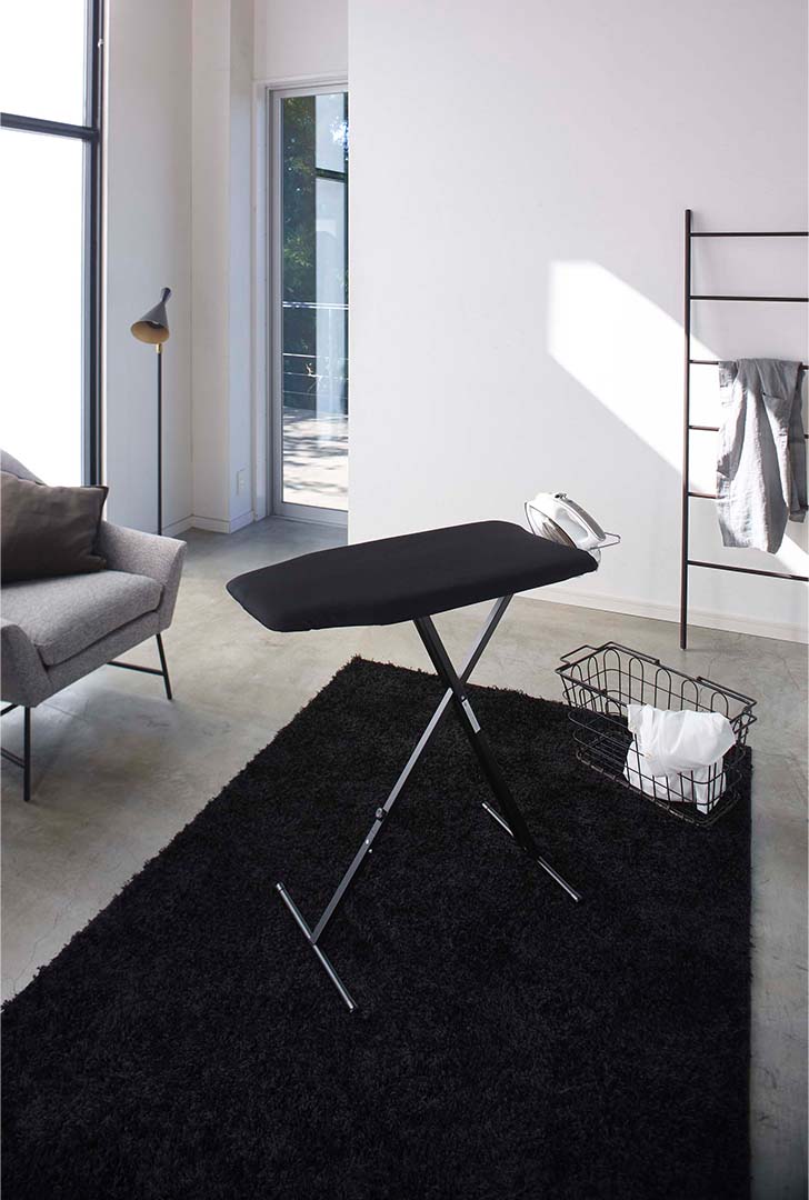 軽量スタンド式アイロン台 タワー ホワイト