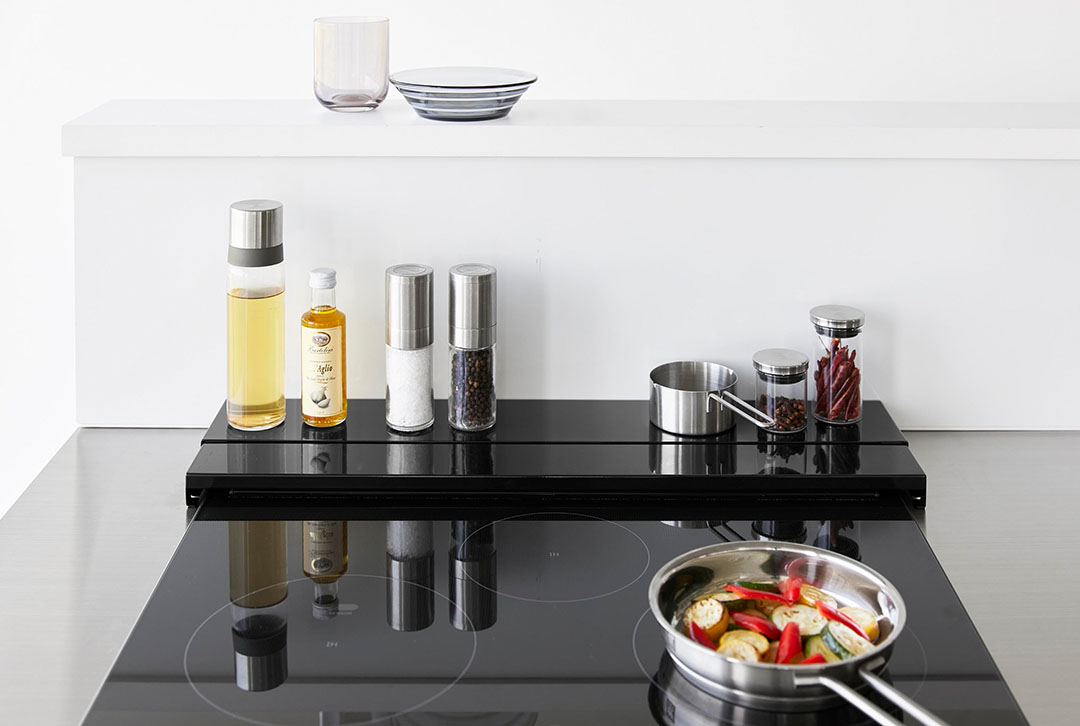 奥行伸縮排気口カバー タワー 60cmコンロ用 ブラック