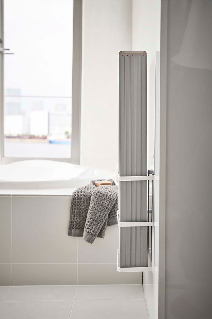 マグネットバスルーム折り畳み風呂蓋ホルダー ミスト ホワイト