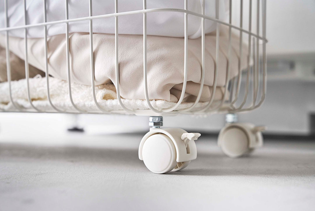 ランドリーバスケット トスカ キャスター付き ワイド＆ロー ホワイト