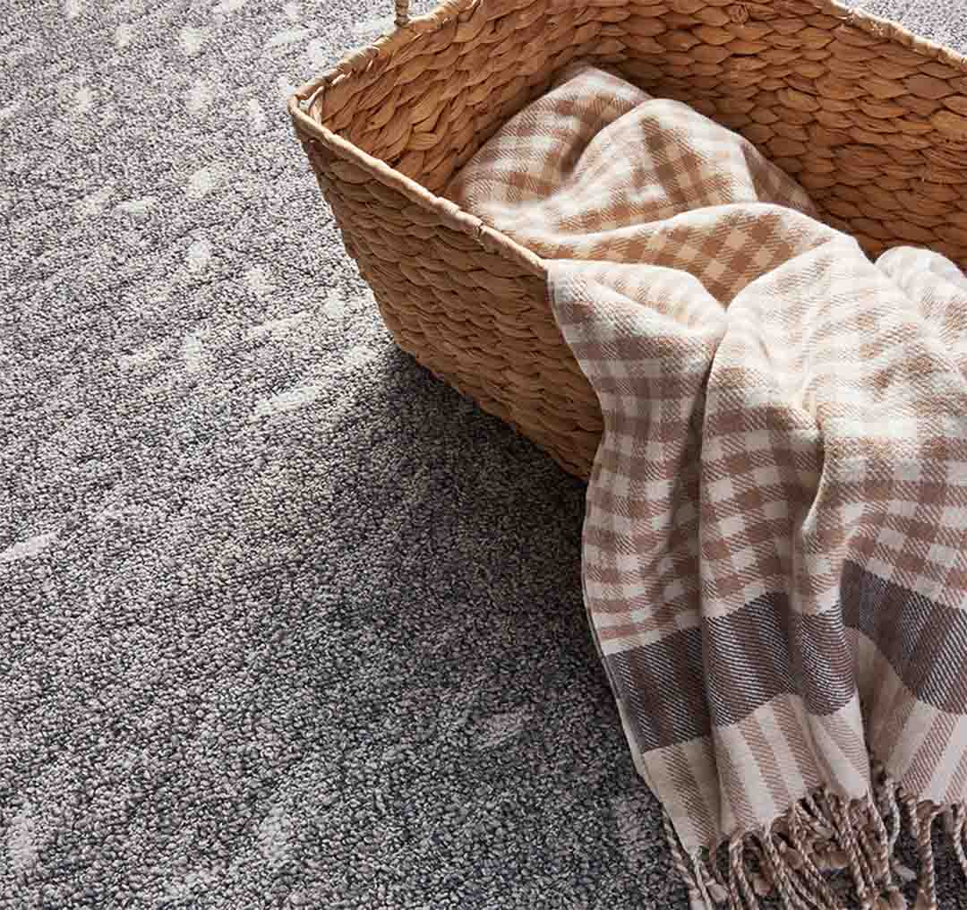 カラー:グレー(GR)